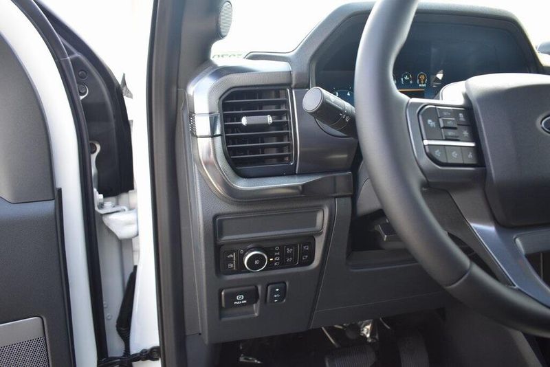 New 2025 Ford F-150 LariatImage 21