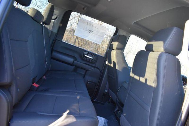 New 2026 Chevrolet Silverado 2500HD CustomImage 17