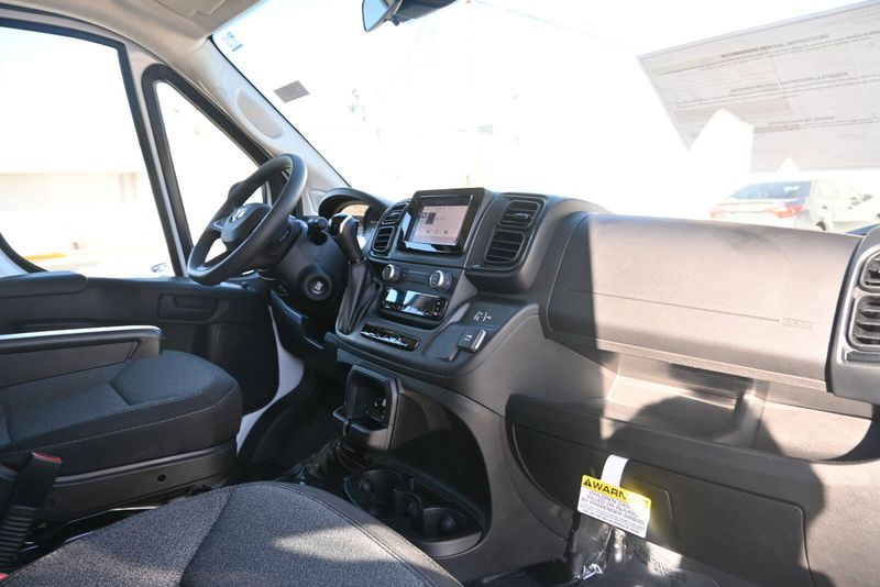 2025 RAM ProMaster Cargo Van TradesmanImage 14