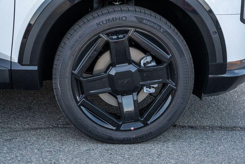 New 2027 Kia Telluride Hybrid X-Line SX PrestigeImage 9