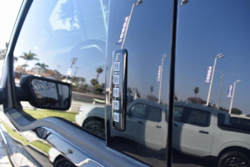 2022 Ford F-150 XLTImage 14