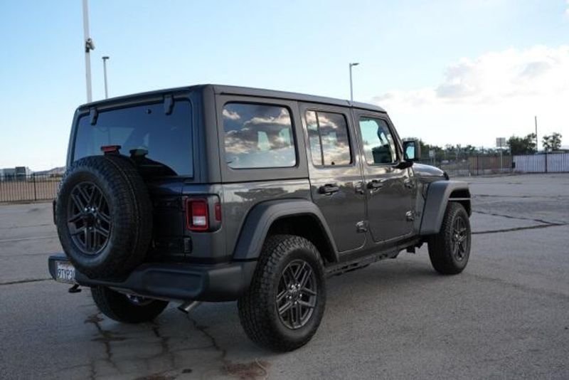 Used 2025 Jeep Wrangler Sport SImage 7