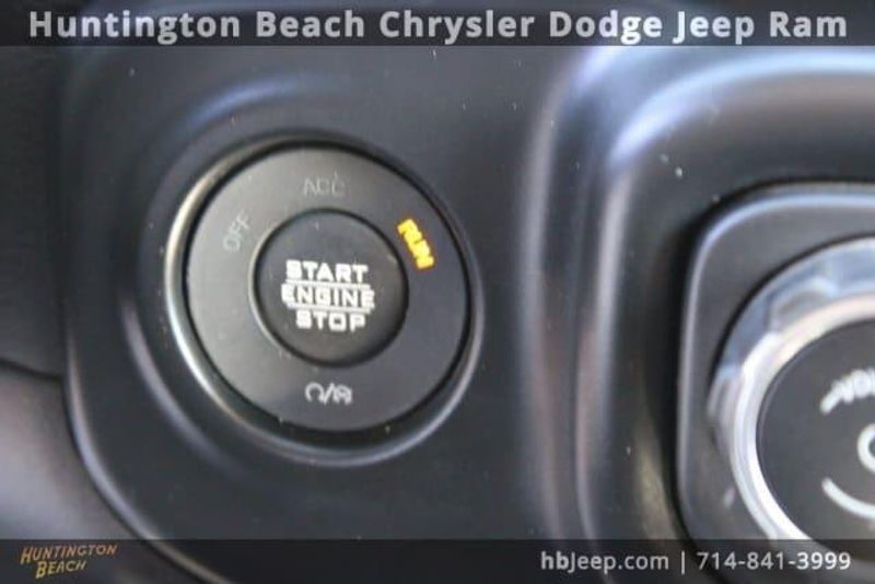 2022 Jeep Wrangler Unlimited Sport SImage 21