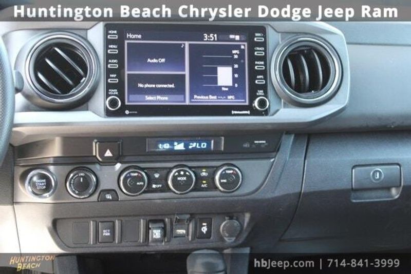 2023 Toyota Tacoma TRD SportImage 19
