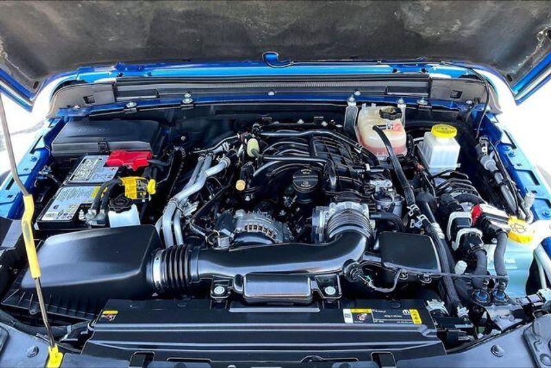 Used 2021 Jeep Gladiator RubiconImage 9