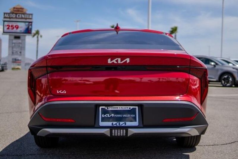 2025 Kia K4 LXSImage 6
