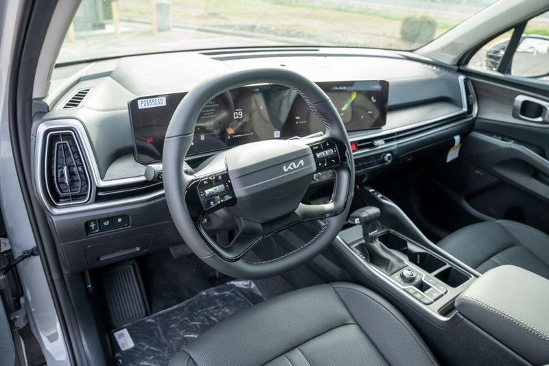 New 2026 Kia Sorento Hybrid EXImage 10