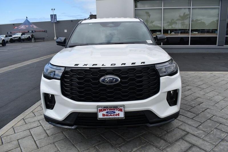 2025 Ford Explorer ST-LineImage 22