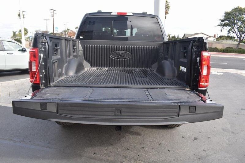 2022 Ford F-150 XLTImage 8