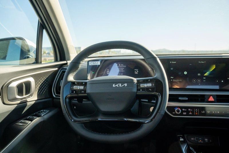 New 2026 Kia Sorento Hybrid EXImage 17