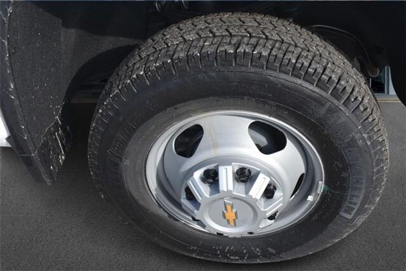 2025 Chevrolet Silverado 3500HD Work TruckImage 11