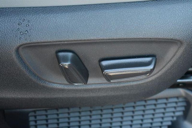 Used 2023 Toyota Sienna LimitedImage 12