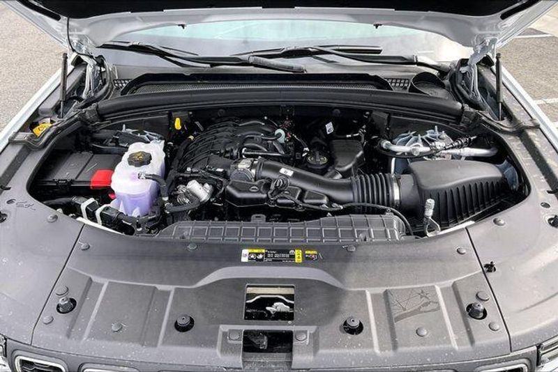 New 2026 Jeep Grand Cherokee Laredo X 4x4Image 9