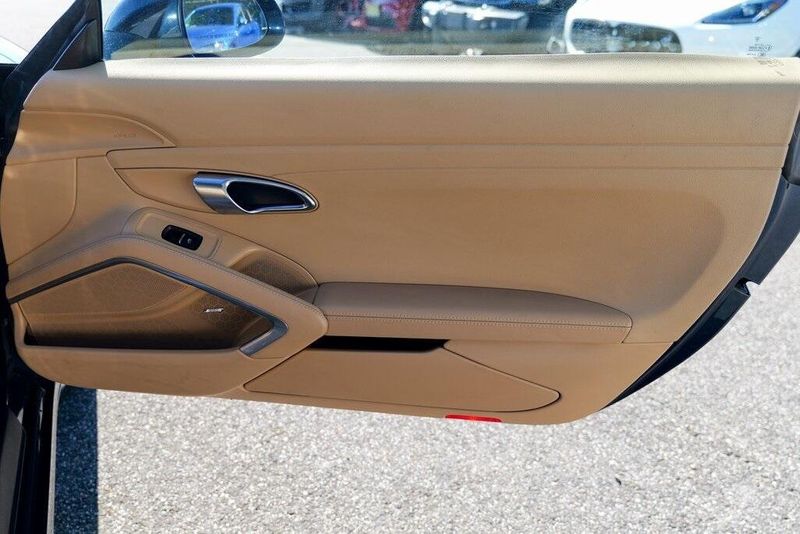 2014 Porsche 911 Cabriolet photo 24