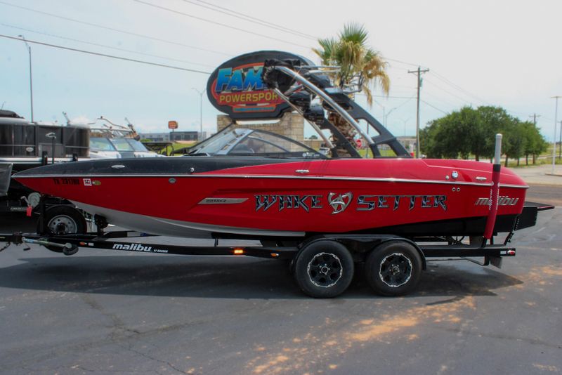 2013 MALIBU 22 MXZ 