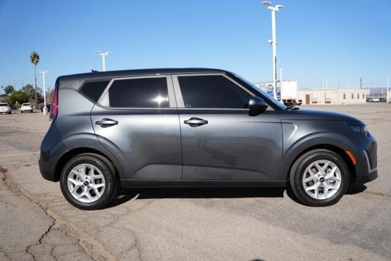 Used 2024 Kia Soul SImage 8