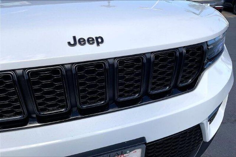 Used 2024 Jeep Grand Cherokee LimitedImage 30