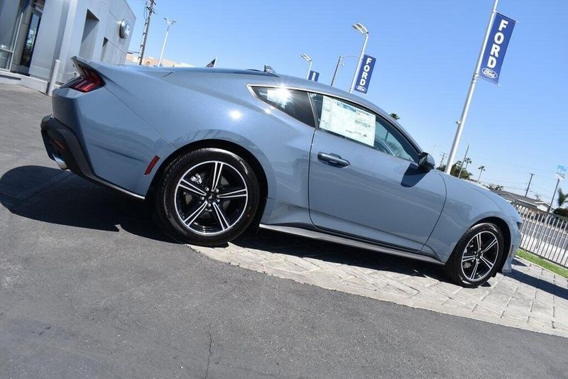 New 2025 Ford Mustang EcoBoostImage 2