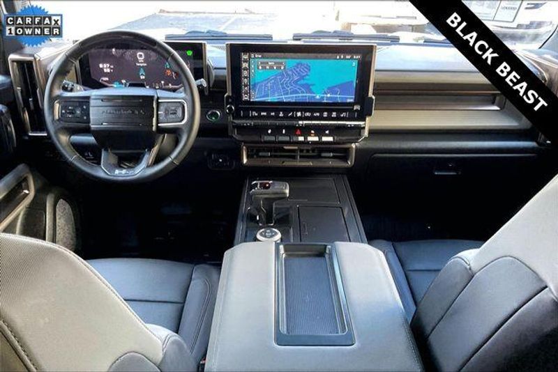 Used 2025 GMC HUMMER EV SUV 2XImage 15
