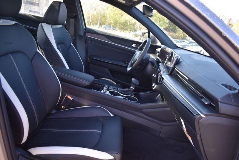 New 2026 Kia K5 GT-LineImage 13