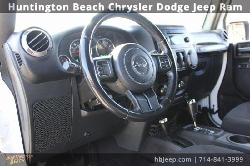2016 Jeep Wrangler JK SportImage 17