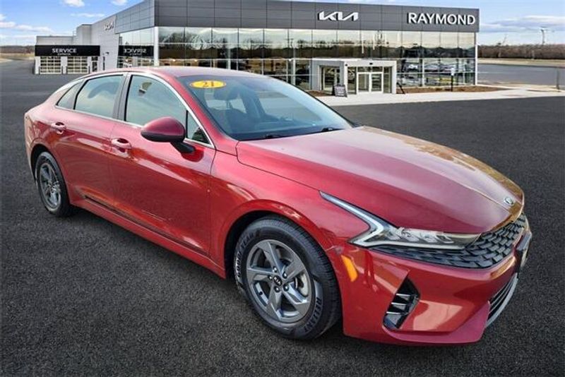 2021 Kia K5 LXImage 1