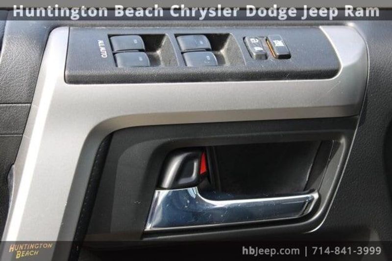 2023 Toyota 4Runner SR5 PremiumImage 15