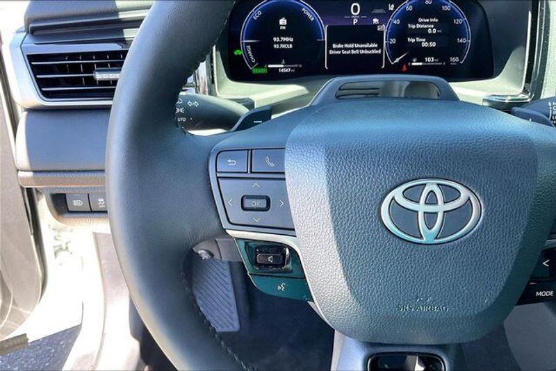 Used 2025 Toyota Camry XSEImage 17