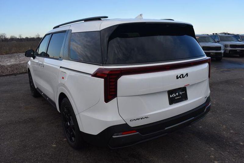 New 2026 Kia Carnival Hybrid SX PrestigeImage 6