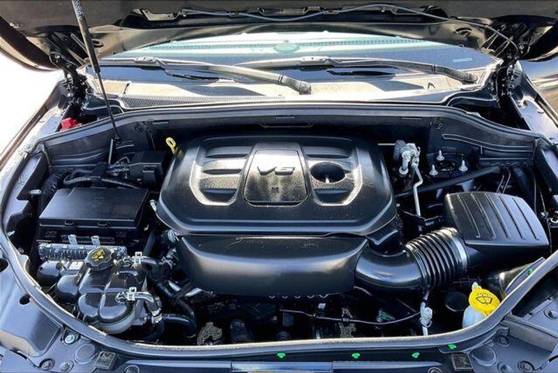 Used 2018 Jeep Grand Cherokee LimitedImage 9
