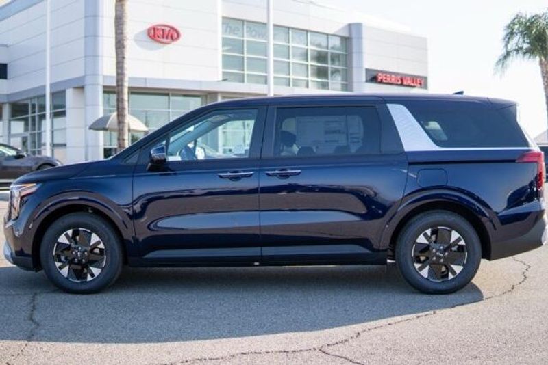2026 Kia Carnival Hybrid LXSImage 4