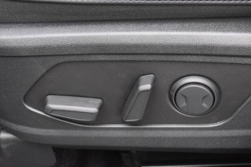 New 2026 Kia Sorento Hybrid EXImage 25