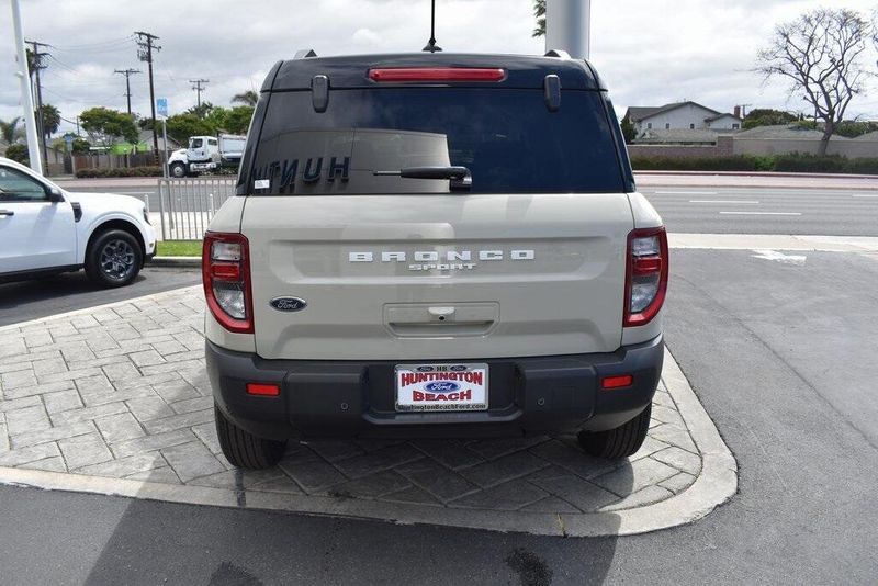 2025 Ford Bronco Sport Outer BanksImage 6
