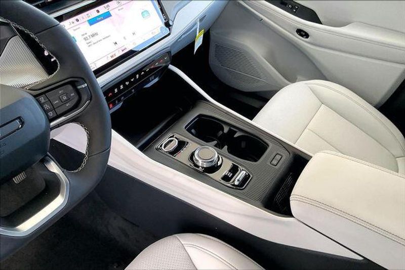 New 2026 Jeep Cherokee Limited 4x4Image 7