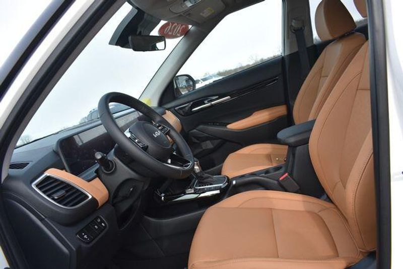 New 2026 Kia Seltos EXImage 24