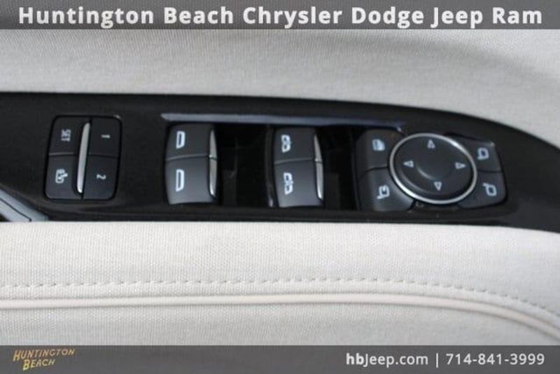 2023 Cadillac Escalade Sport PlatinumImage 15