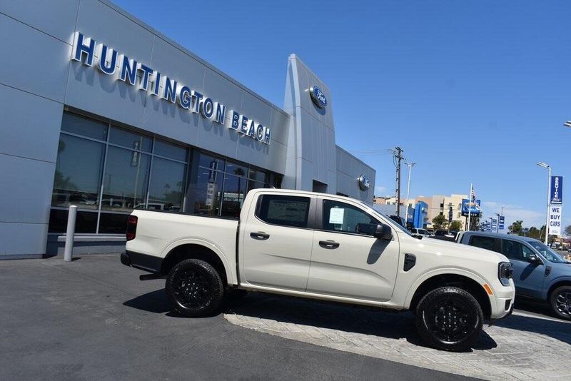 New 2025 Ford Ranger XLTImage 3