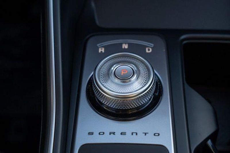 New 2026 Kia Sorento Hybrid EXImage 18