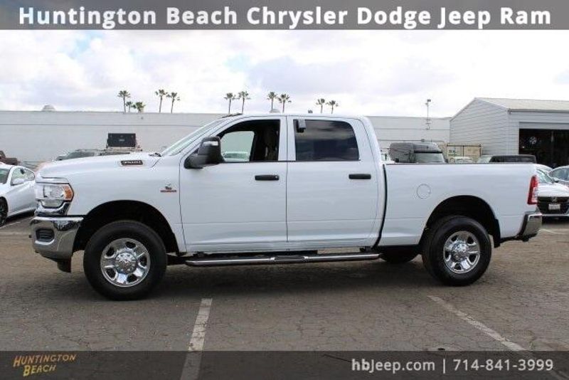 2023 RAM 3500 TradesmanImage 11