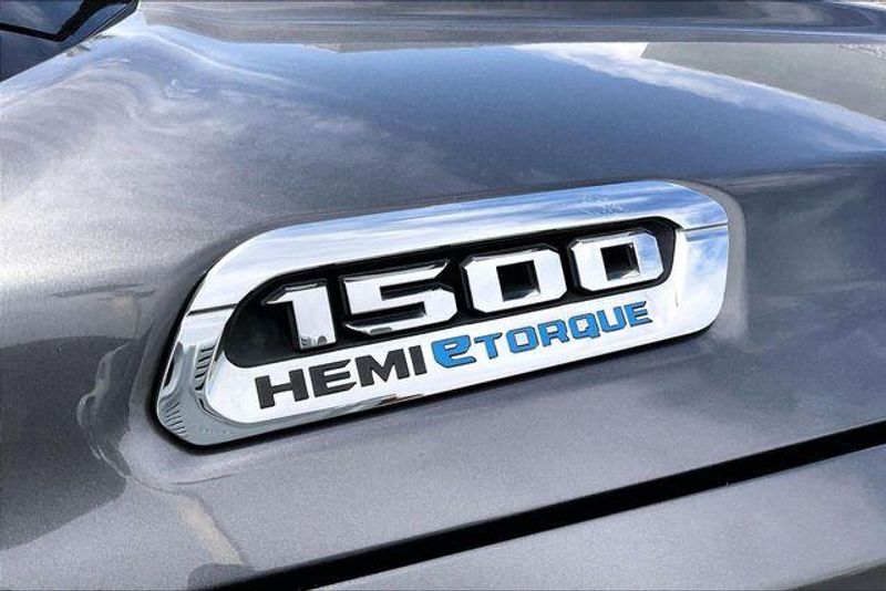 Used 2021 RAM 1500 LimitedImage 31