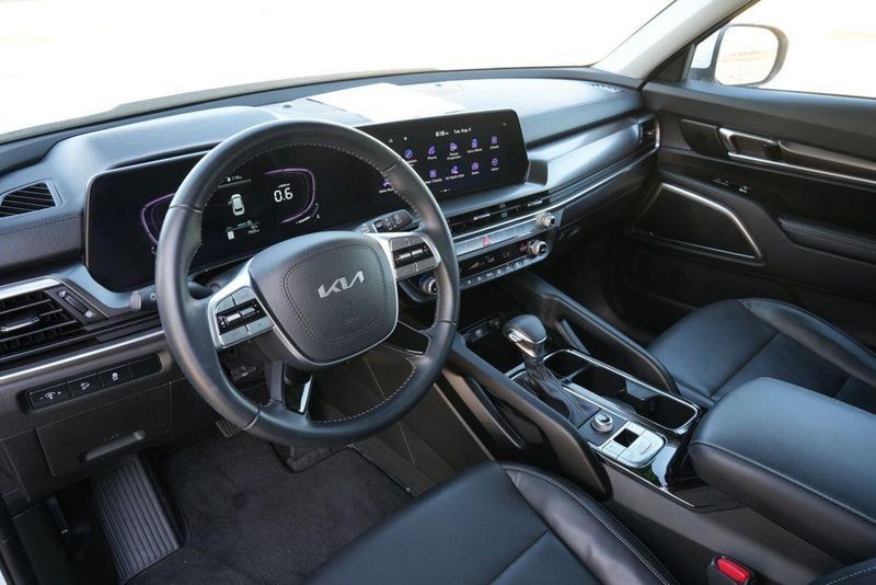 Used 2024 Kia Telluride LXImage 10