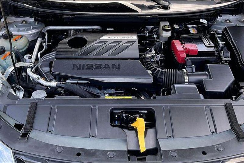 Used 2023 Nissan Rogue SVImage 9