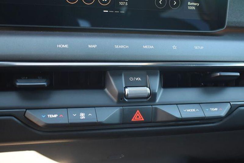 New 2026 Kia EV9 LandImage 34