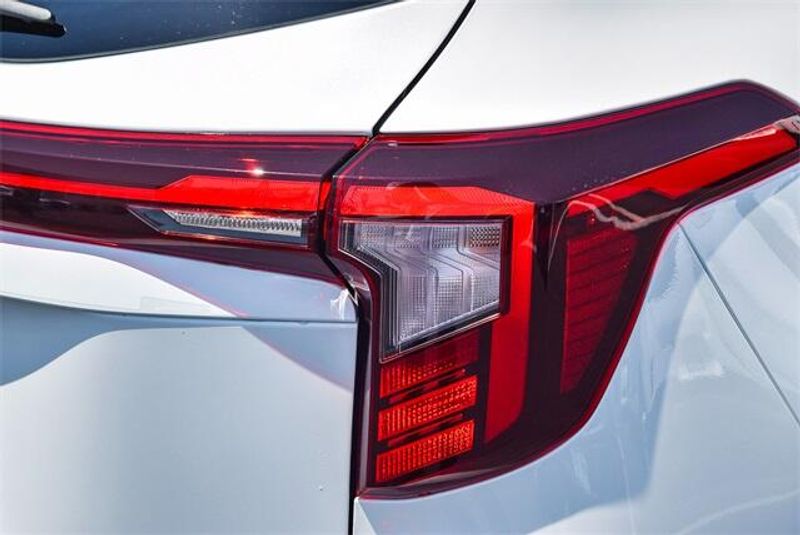 2025 Kia Seltos EXImage 17