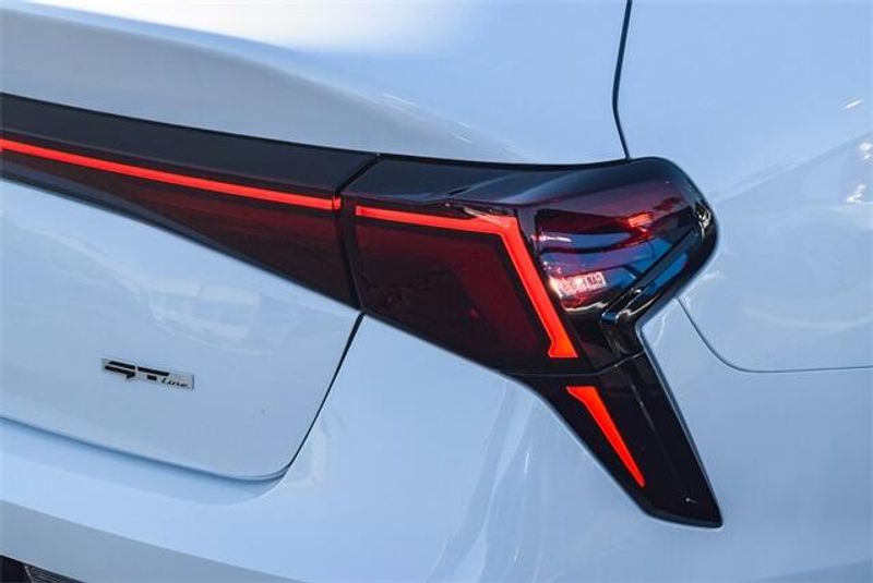 2025 Kia K5 GT-LineImage 17