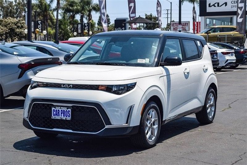 2025 Kia Soul SImage 12