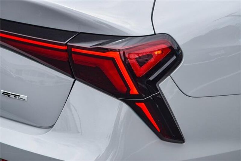 2025 Kia K5 GT-LineImage 17