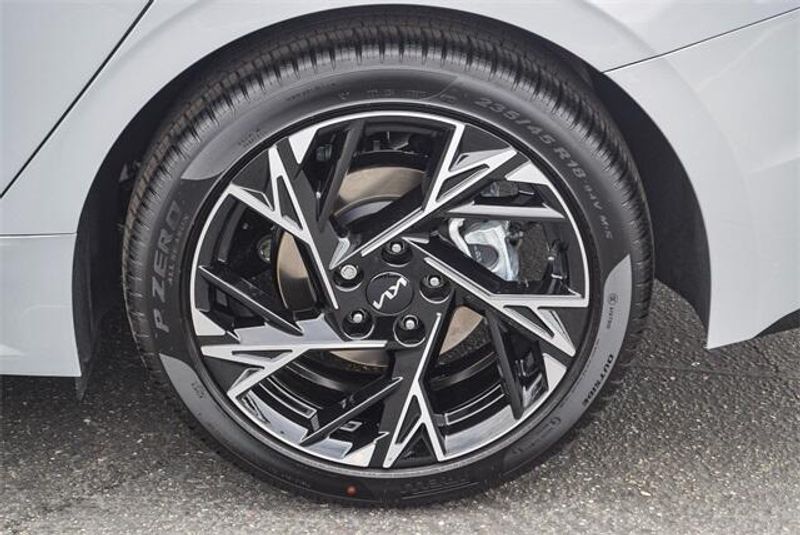 2025 Kia K5 GT-LineImage 19