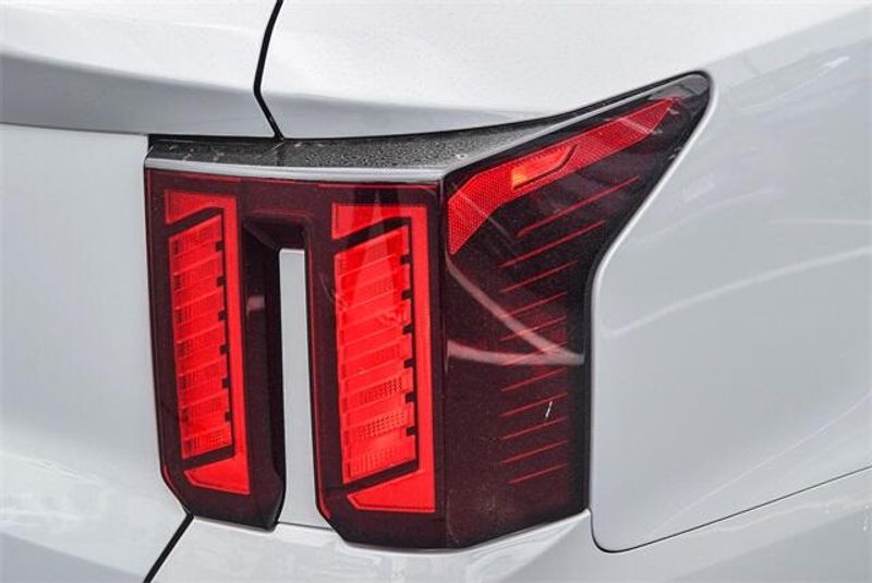 2025 Kia Sorento SImage 17