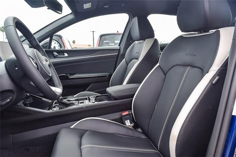 New 2025 Kia K5 GT-LineImage 10
